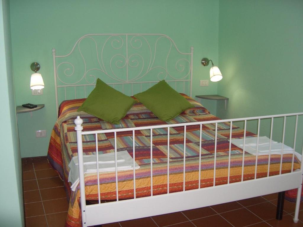 Hotel Paese Corvara Beverino Habitación foto
