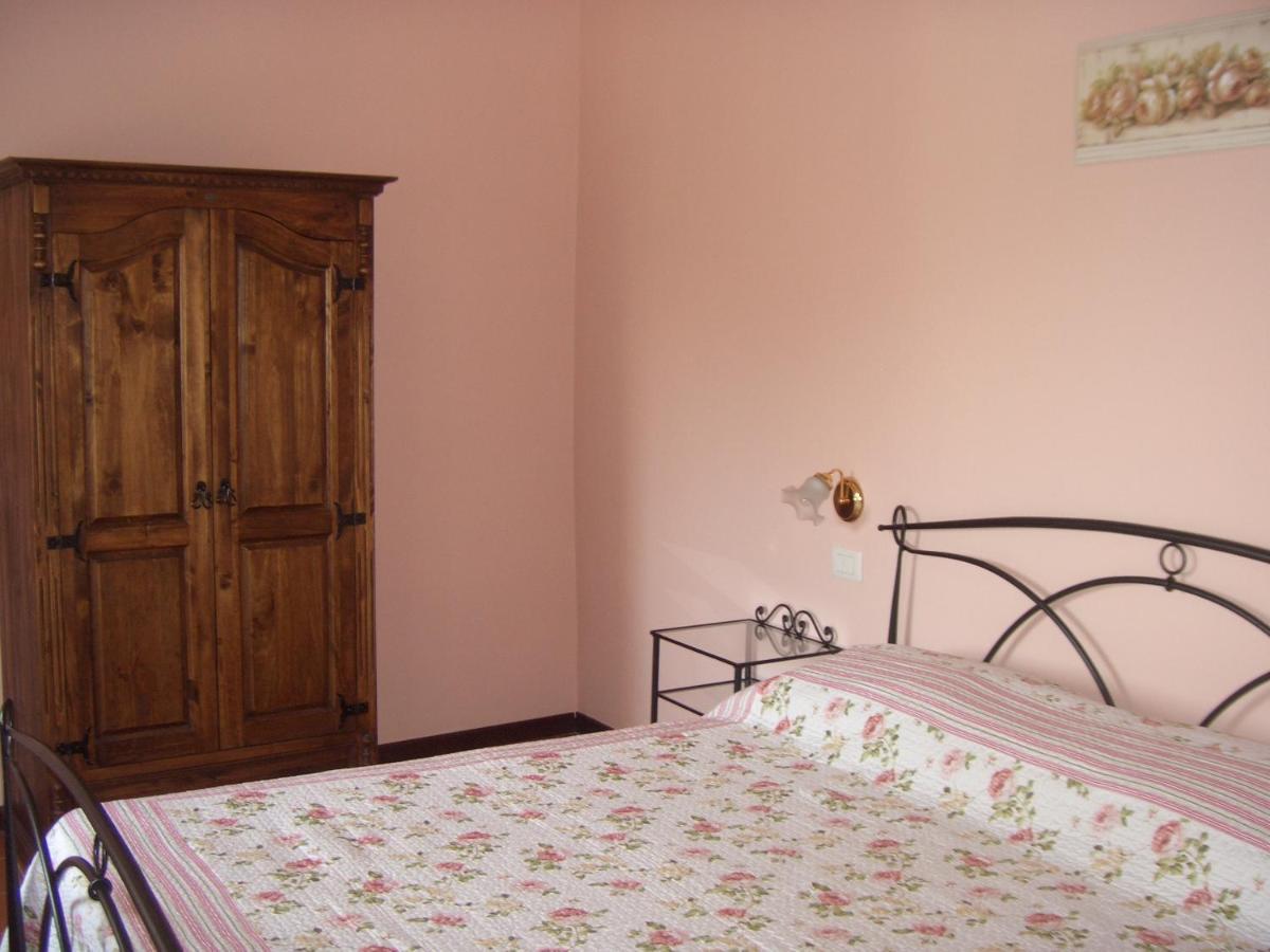 Hotel Paese Corvara Beverino Habitación foto